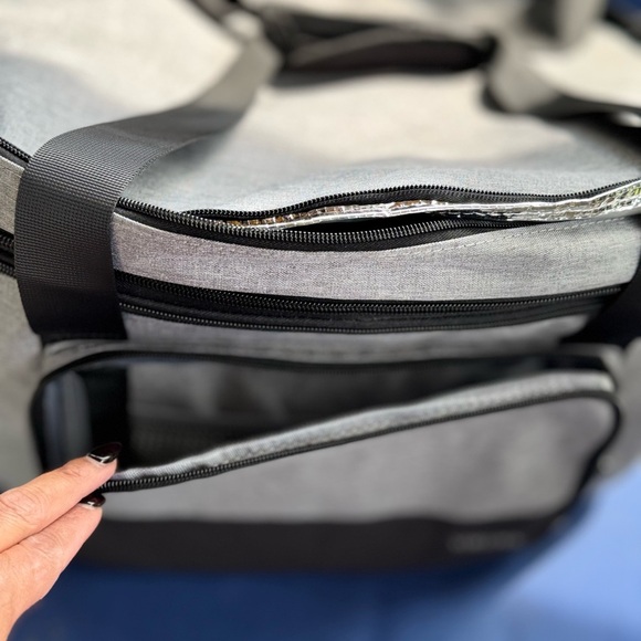 Gray and Black Duffel Bag with Sleek Design and Ample Storage - Picture 5 of 5